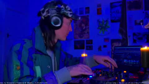 Fern next stream 430pm Monday PST online show from 08.09.26