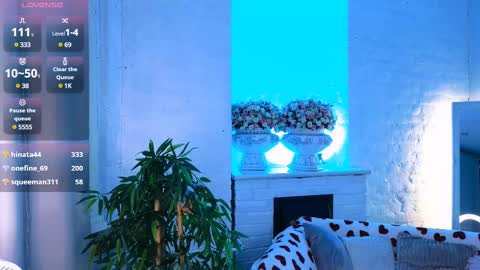 Snapshot of ferry_tail chatting on 02.25.25 ferry_tail online show from 02.25.25