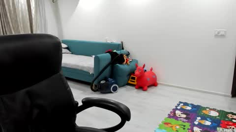 Snapshot of fetishcatalea chatting on 10.21.25 Catalea DM online show from 10.21.25