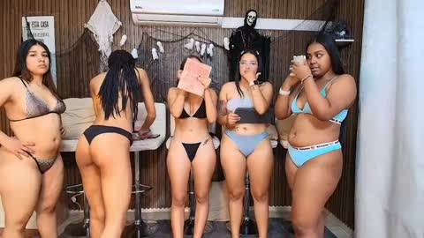 Snapshot of fetishcouples chatting on 10.24.25 alice and samm online show from 10.24.25