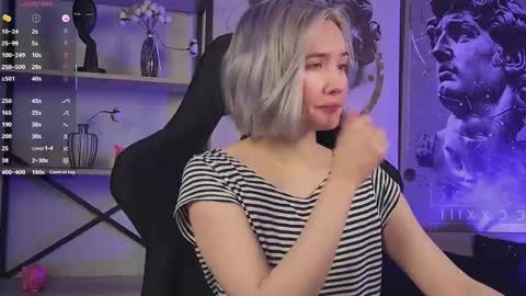 Snapshot of fetishrey chatting on 01.18.26 Rey online show from 01.18.26