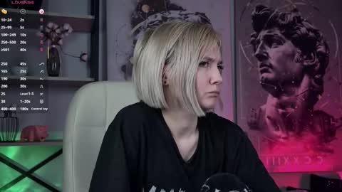 Snapshot of fetishrey chatting on 03.12.26 Rey online show from 03.12.26