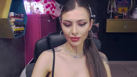 Snapshot of fetishsarah chatting on 03.03.25 Sarah online show from 03.03.25