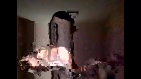 Snapshot of fffjj021 chatting on 11.30.25 Raised in 90s online show from 11.30.25