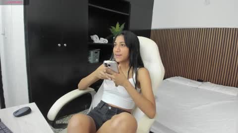 Freyja  online show from 11.06.25