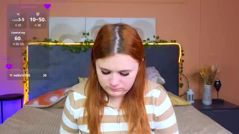 Snapshot of fiery_foxy chatting on 11.12.25 Mabel online show from 11.12.25