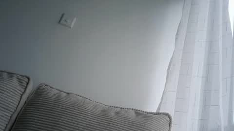 Snapshot of fierycaramel chatting on 10.13.25 fierycaramel online show from 10.13.25