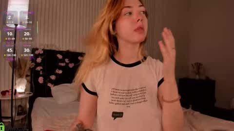 Snapshot of fieryfeline chatting on 09.10.25 Filla online show from 09.10.25