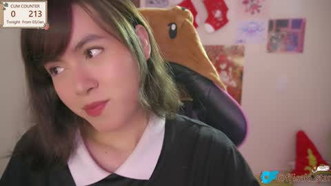 Snapshot of fijisakistar chatting on 12.31.24 Fijisaki Soni online show from 12.31.24