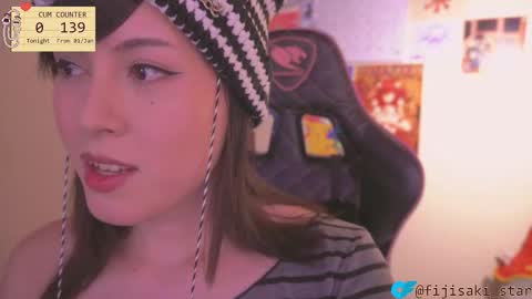 Snapshot of fijisakistar chatting on 10.21.25 Fijisaki Soni online show from 10.21.25