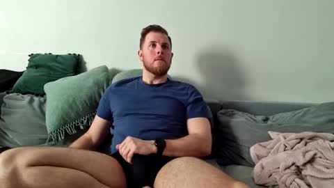 Snapshot of fikol123 chatting on 02.20.25 fiolkamil online show from 02.20.25