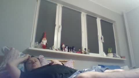 filipek757 online show from 12.21.25