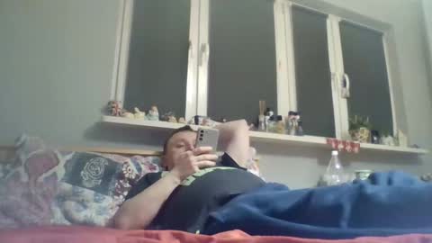 Snapshot of filipek757 chatting on 02.14.26 filipek757 online show from 02.14.26