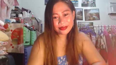 filipina beauty. online show from 10.18.25