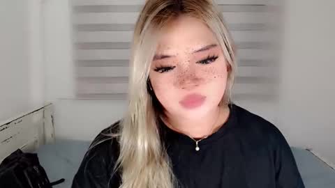 Snapshot of filipina_slutty69xxx chatting on 01.09.26 Angela DONT FORGET TO FOLLOW AND GIVE ME APPRECIATION online show from 01.09.26