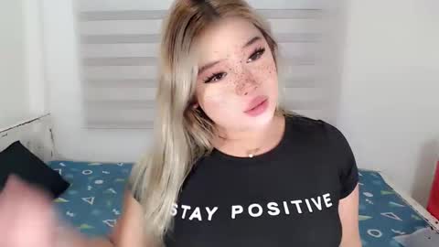 Snapshot of filipina_slutty69xxx chatting on 01.12.26 Angela DONT FORGET TO FOLLOW AND GIVE ME APPRECIATION online show from 01.12.26