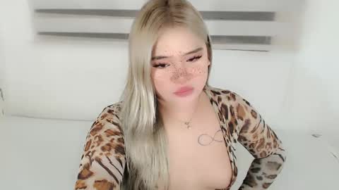 Snapshot of filipina_slutty69xxx chatting on 02.05.26 Angela DONT FORGET TO FOLLOW AND GIVE ME APPRECIATION online show from 02.05.26