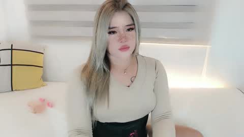 Snapshot of filipina_slutty69xxx chatting on 02.25.26 Angela DONT FORGET TO FOLLOW AND GIVE ME APPRECIATION online show from 02.25.26