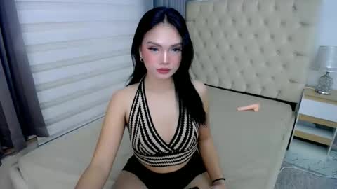 Snapshot of filipinaxbabe chatting on 11.30.25 filipinaxbabe online show from 11.30.25