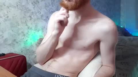 Snapshot of fillipsondon chatting on 01.21.25 Whitechocolate online show from 01.21.25