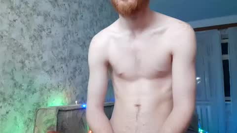 Snapshot of fillipsondon chatting on 03.05.25 Whitechocolate online show from 03.05.25