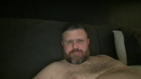 fin bear dom online show from 04.18.26