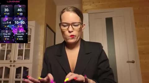 Lady online show from 09.28.25