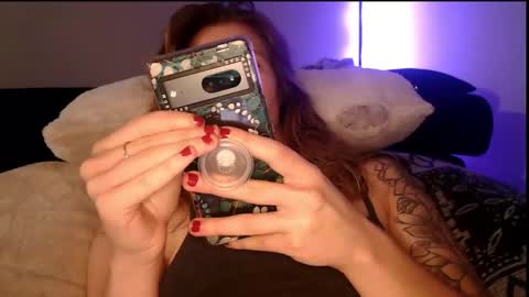 Snapshot of findomgoddessnatalia chatting on 11.25.25 Goddess Natalia Findom online show from 11.25.25