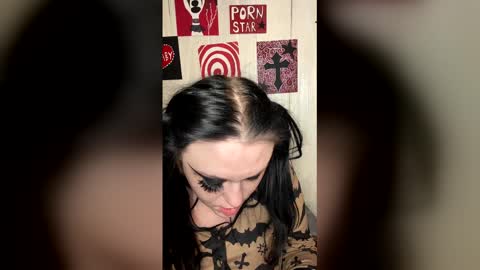 Snapshot of findommefoxi chatting on 03.01.26 findommefoxi online show from 03.01.26