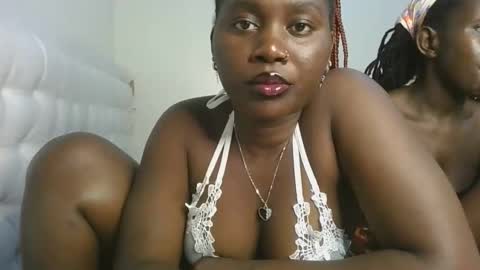 melanie online show from 10.23.25