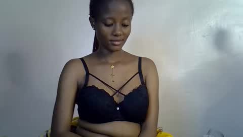 Snapshot of fine_slim chatting on 10.04.25 slimmie online show from 10.04.25