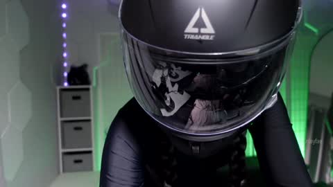 finleyfae online show from 01.27.25