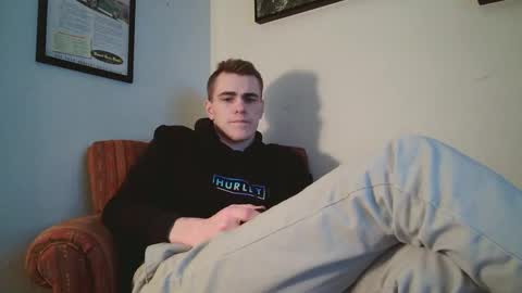 Snapshot of finnabun33 chatting on 01.08.25 Jake  I am Bicurious online show from 01.08.25