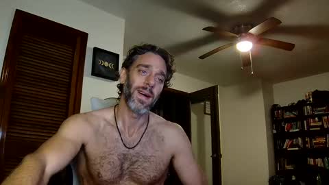 Snapshot of finnsage chatting on 10.31.25 Finn Sage online show from 10.31.25