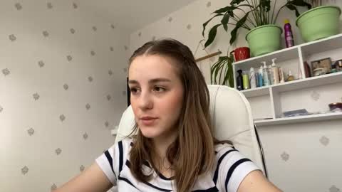 Keite wanna play  Meow online show from 11.20.25