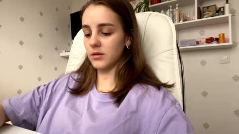 Keite wanna play  Meow online show from 11.25.25