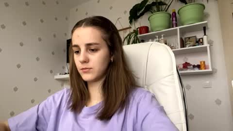 Keite wanna play  Meow online show from 12.02.25