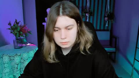 fiora online show from 01.25.25