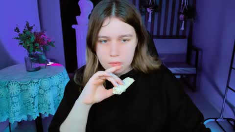 fiora online show from 01.26.25