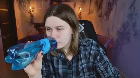 fiora online show from 02.02.25