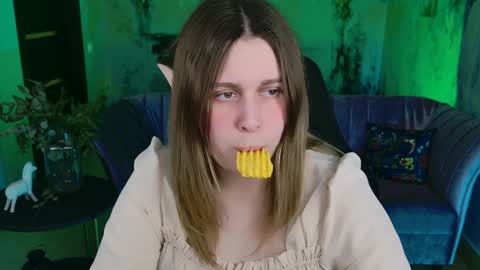 fiora online show from 02.06.25