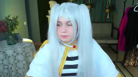 fiora online show from 02.22.25