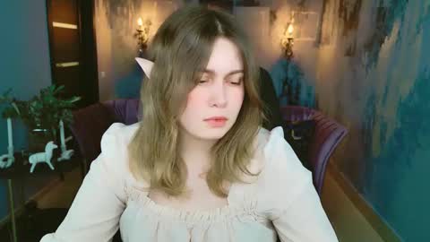 fiora online show from 02.23.25