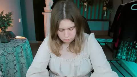 fiora online show from 02.28.25