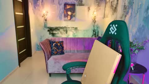 fiora online show from 03.06.25