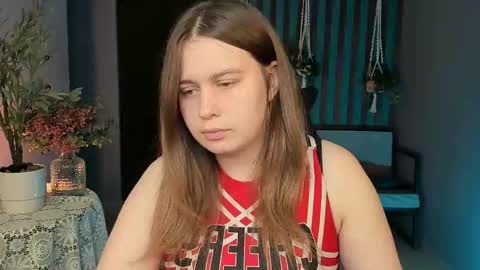 fiora online show from 09.30.25