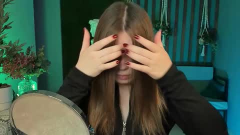 fiora online show from 10.03.25