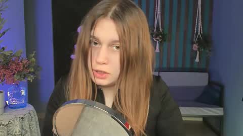 fiora online show from 10.05.25