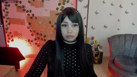 Snapshot of fiore_sanz chatting on 03.04.26 online show from 03.04.26