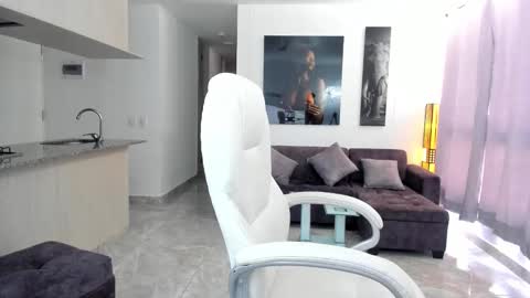 fiore   online show from 01.26.25